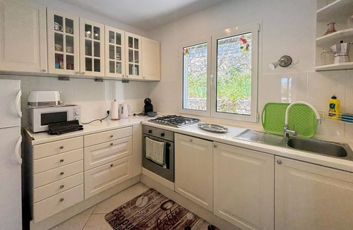 Miholascica House | 4 bedroom pet friendly home in Miholascica