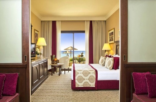 Al Aqah Hotel | 4 Welcoming Rooms near Diving and Snorkeling - Ideal for a Weekend Break