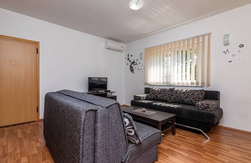 Municipality of Trogir Apartment | 40 m² Apartment ∙ 1 bedroom ∙ 4 guests