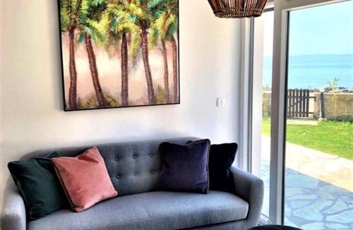 Vir House | 5 * apartment on the seafront-great new facilities, free wifi