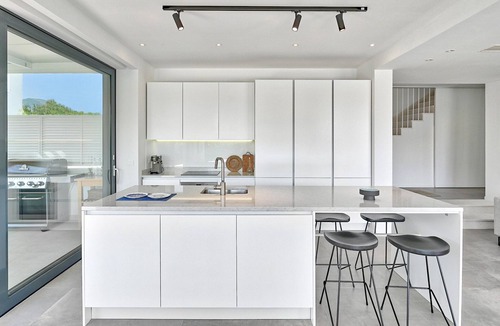 Kastel Stafilic Villa | 5-bedroom villa near Split with pool