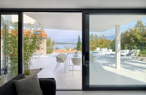 Klimno Villa | 5*Modern Seaview villa with private pool
