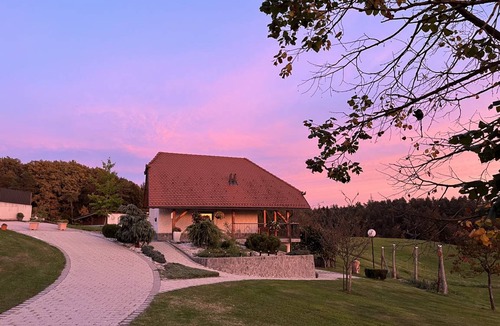 Vojnik House | 70 m² House ∙ 2 bedrooms ∙ 8 guests