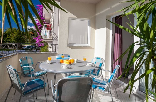 Tucepi Apartment | 84 m² Apartment ∙ 3 bedrooms ∙ 9 guests