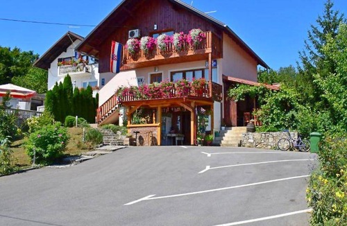 Grabovac Apartment | 90 m² Apartment ∙ 2 bedrooms ∙ 6 guests