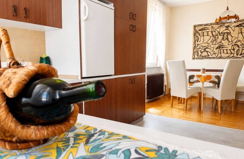 Praprotna Polica Apartment | A Scent of Africa - a comfortable apartment in charming Dragomer