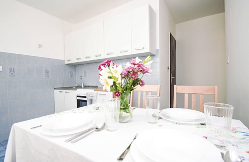 Srima Apartment | A Sea Home by Interhome