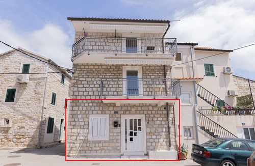 Kastel Gomilica Apartment | A2 studio apartment near the beach with the sea view