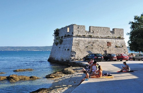 Kastel Stafilic Apartment | Amazing apartment in Kastel Stafilic with WiFi