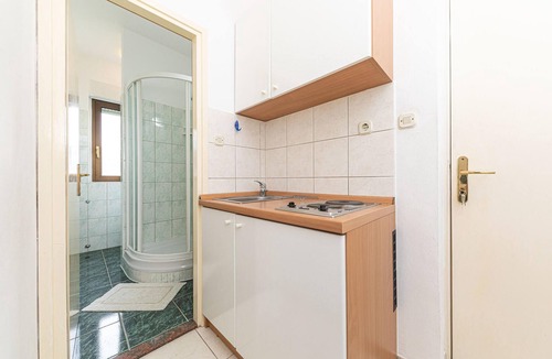 Kastel Stafilic Apartment | Amazing apartment in Kastel Stafilic