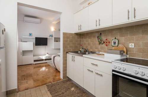 Stara Novalja Apartment | Amazing apartment in Stara Novalja with WiFi