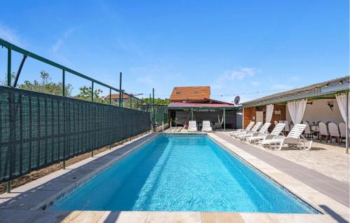 Skradin Apartment | Amazing Apartment In Dubravice With Wifi