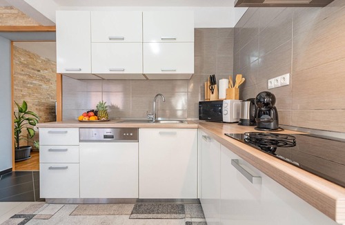 Gracac Apartment | Amazing apartment in Gracac