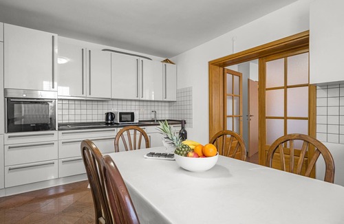 Skradin Apartment | Amazing apartment in Dubravice