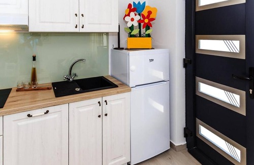 Ika Apartment | Amazing apartment in Ika with swimming pool