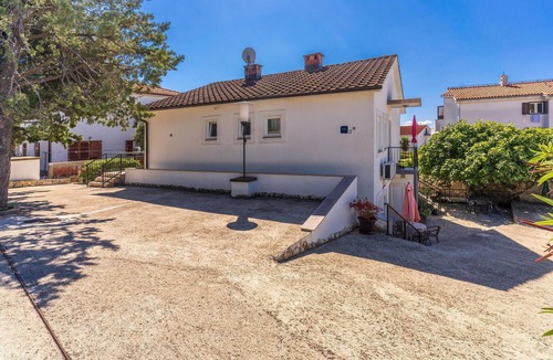Krk Apartment | Amazing apartment in Krk