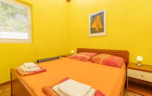 Lukovo Apartment | Amazing Apartment In Lukovo With House Sea View