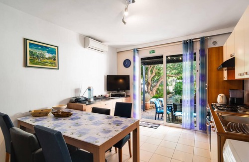Supetar Apartment | Amazing apartment in Supetar with WiFi