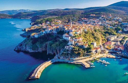Vrbnik Apartment | Amazing apartment in Vrbnik