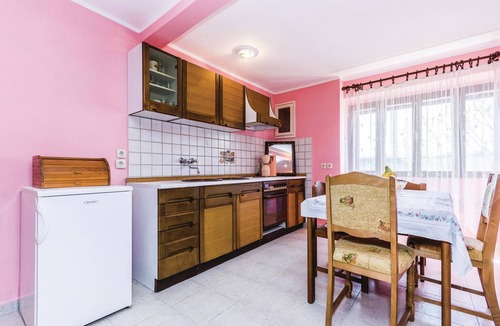 Flengi Apartment | Amazing apartment in Vrsar with WiFi