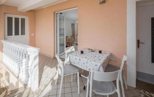 Zambratija Apartment | Amazing Apartment In Zambratija With Wifi