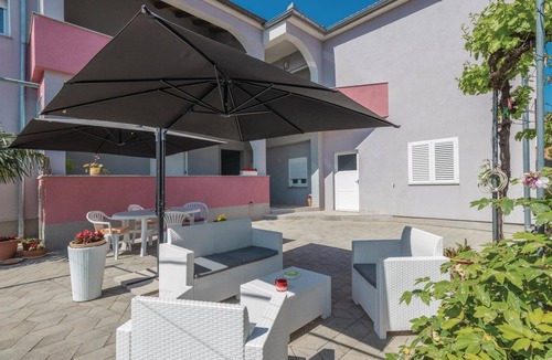 Zadar Apartment | Amazing apartment in Zadar with WiFi