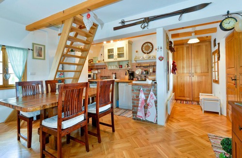 Mala Erpenja House | Amazing home in Krapinske Toplice