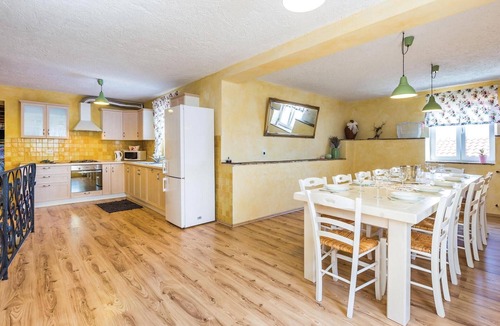 Obrs House | Amazing home in Moscenicka Draga