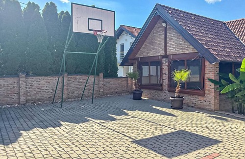 Erdut House | Amazing home in Aljmas with private swimming pool, can be inside or outside