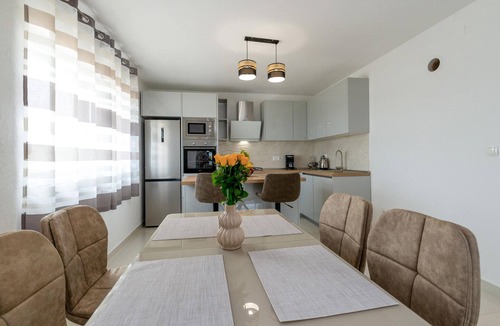 Benkovac House | Amazing home in Benkovac
