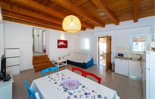 Velim House | Amazing Home In Benkovac