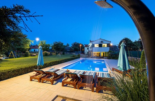 Caporice House | Amazing home in Caporice