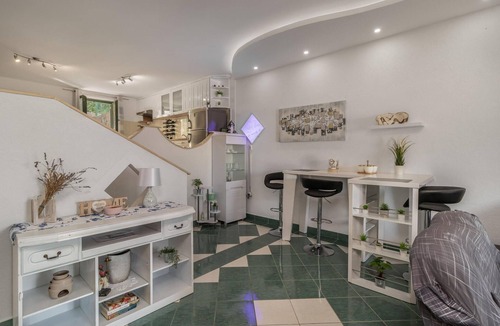 Jadranovo House | Amazing home in Crikvenica with sauna
