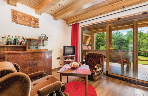 Delnice House | Amazing home in Delnice