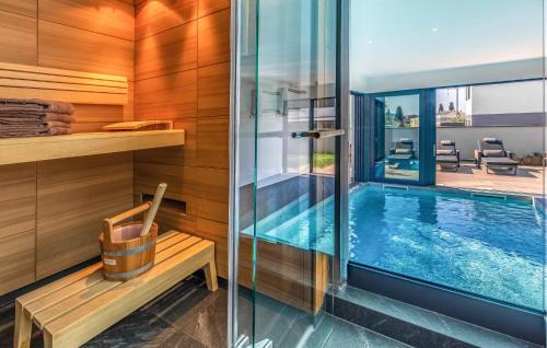 Fazana House | Amazing Home In Fazana With Sauna