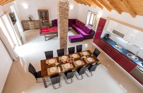 Dobrinj House | Amazing home in Gostinjac