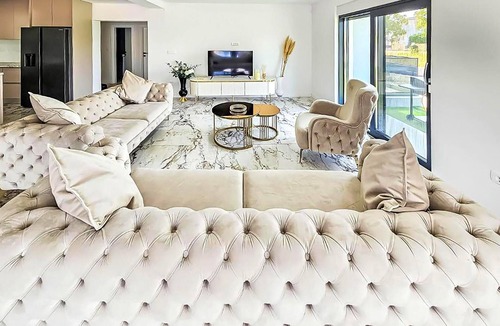 Prolozac House | Amazing home in Donji Prolozac