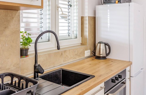 Breznik Plesivicki House | Amazing home in Jastrebarsko with sauna