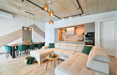 Koprivnica House | Amazing Home In Koprivnica With Sauna