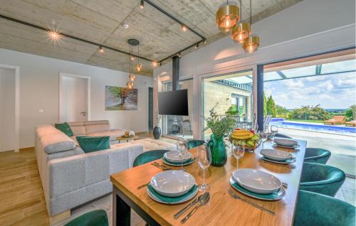 Koprivnica House | Amazing Home In Koprivnica With Sauna