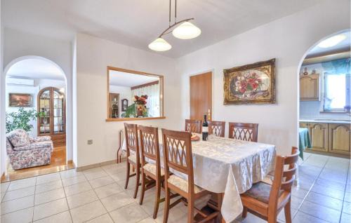 Rogocana House | Amazing Home In Labin