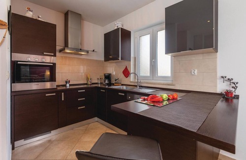 Becici House | Amazing home in Labin with WiFi