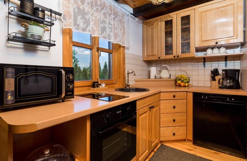 Lovinac House | Amazing home in Lovinac with sauna