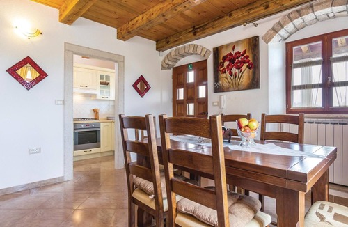 Zminj House | Amazing home in Modrusani