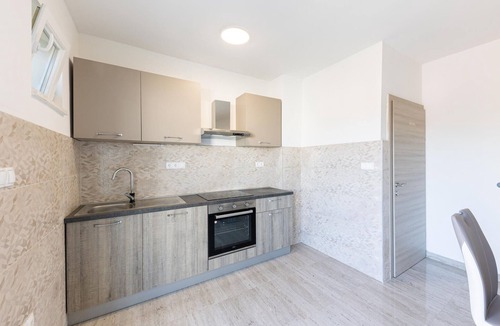 Neoric House | Amazing home in Muc Gornji
