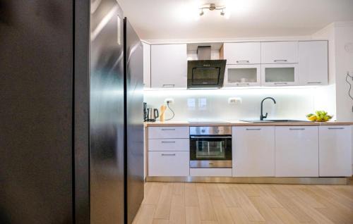 Velim House | Amazing Home In Nadin