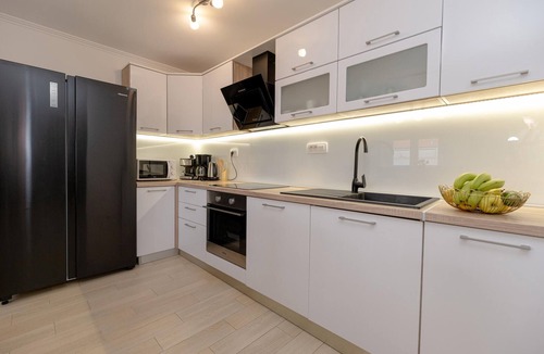 Velim House | Amazing home in Nadin