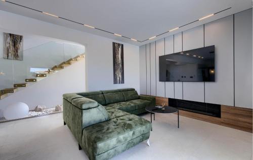 Sveta Nedelja House | Amazing Home In Nedescina