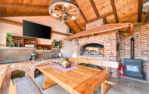 Kapela House | Amazing Home In Nova Diklenica With Sauna