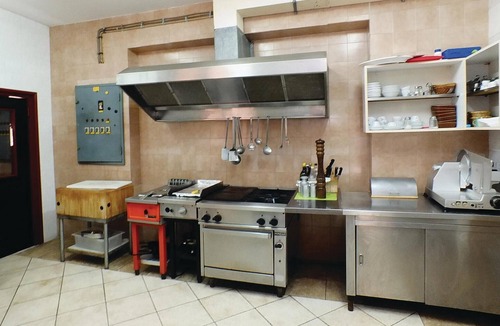 Okrug Gornji House | Amazing home in Okrug Gornji